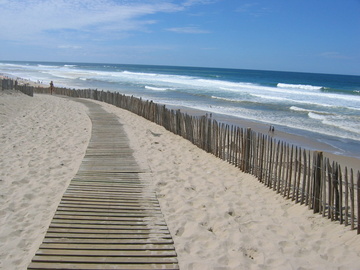 Profitez de l'océan tous les jours en louant un emplacement dans notre camping près de la plage ! 